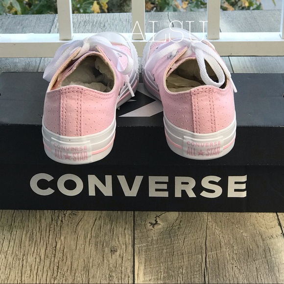 NWT Converse Ctas OX Cherry 🍒 Blossom W AUTHENTIC - Picture 5 of 8